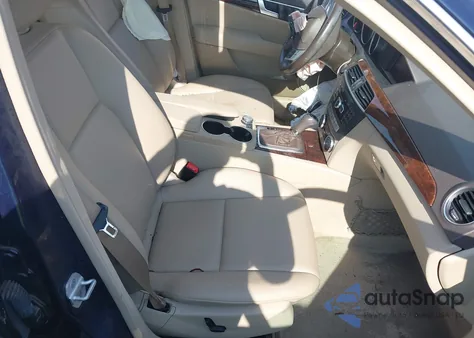 2014 Mercedes-Benz C 250 Luxury/Sport из США, поврежденный, VIN WDDGF4HB6EA917896